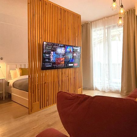 Forest Oasis Studio - Free Netflix And Disney Plus Predeal Exterior photo